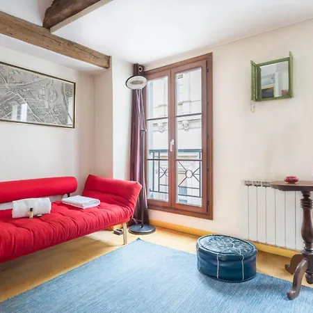 Large 3br Maisonette In Place Vendome By Guestready