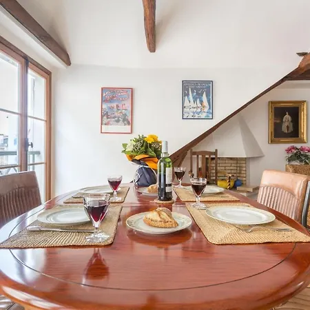 Large 3br Maisonette In Place Vendome By Guestready * París